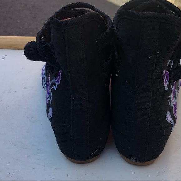 Syxysm Shoes Women’s Black Blue Embroidered Flowers Gladiator Cotton Shoes - Picture 6 of 11